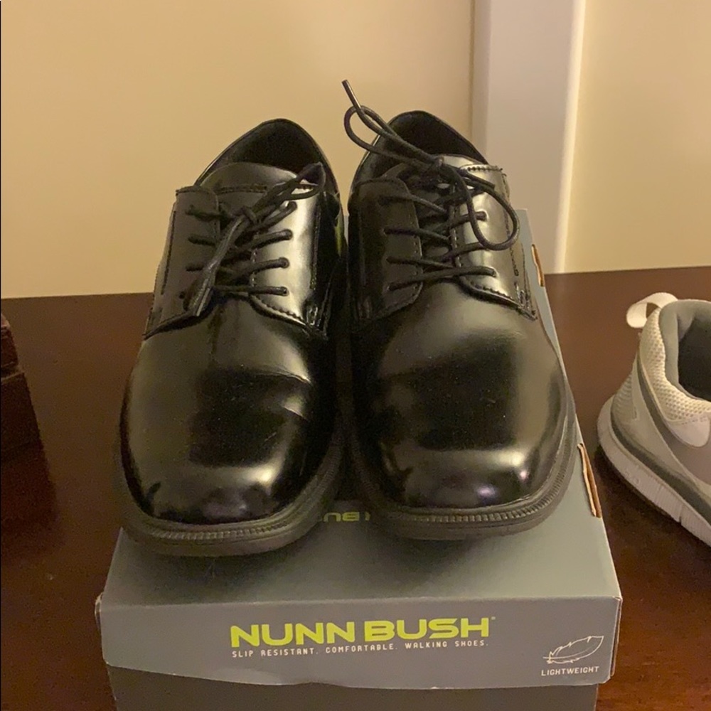 Nunn Bush dress shoes